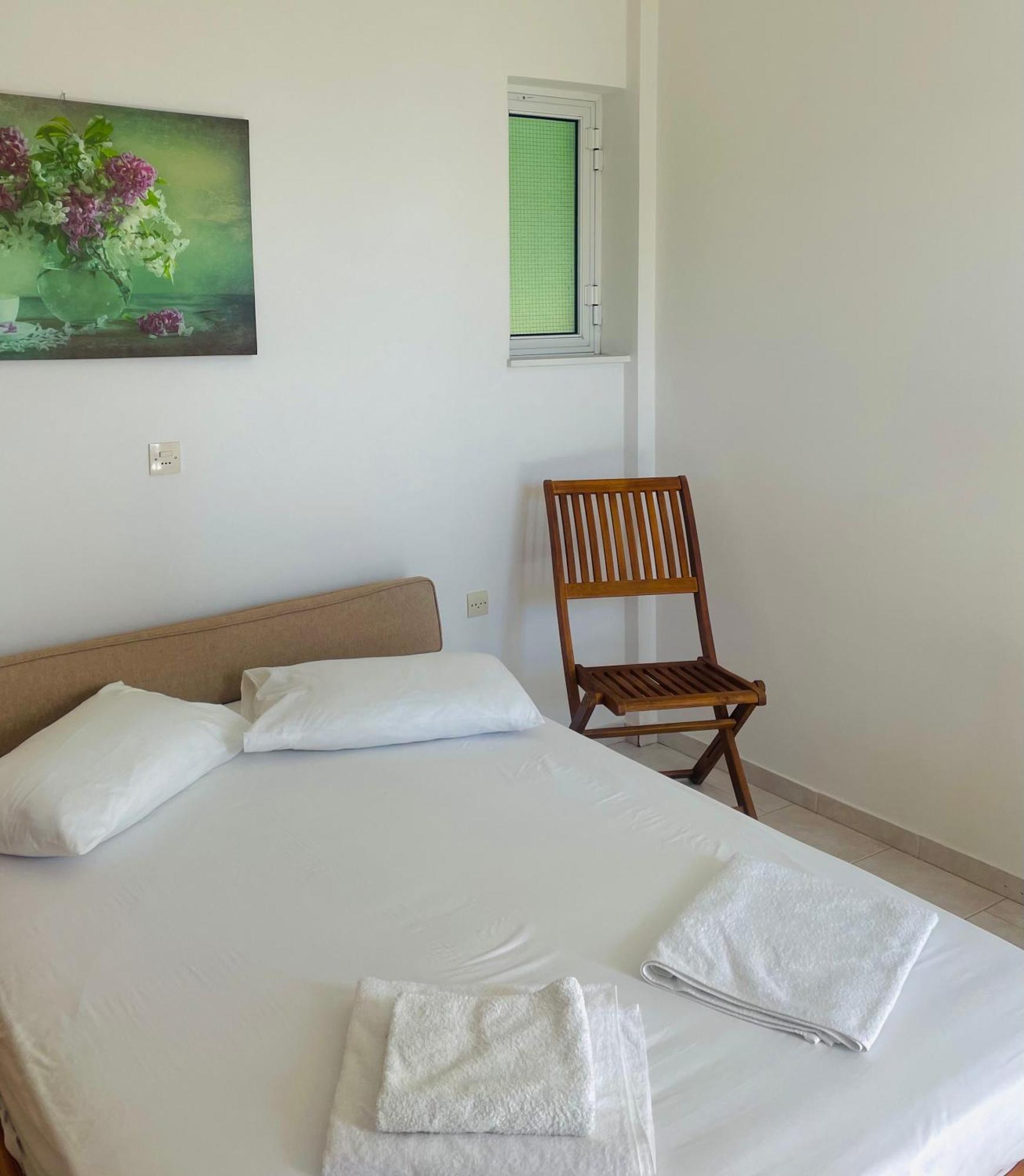 Tasos Manaritsas Rooms Khrónia Exterior foto